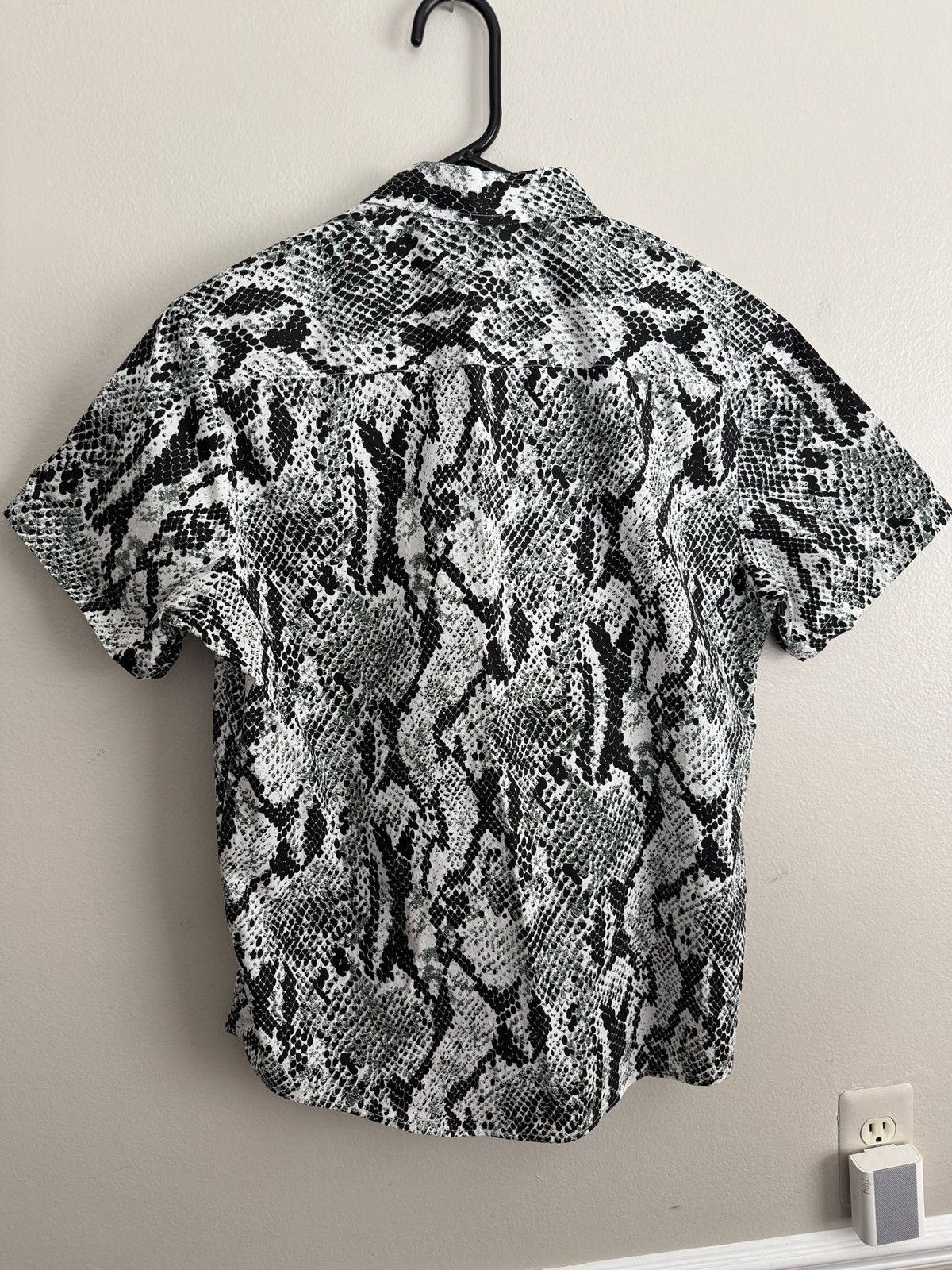 Other Vatpave Short Sleeve Button Up (Brand New w/ Tag) Size US S / EU 44-46 / 1 - 5 Thumbnail