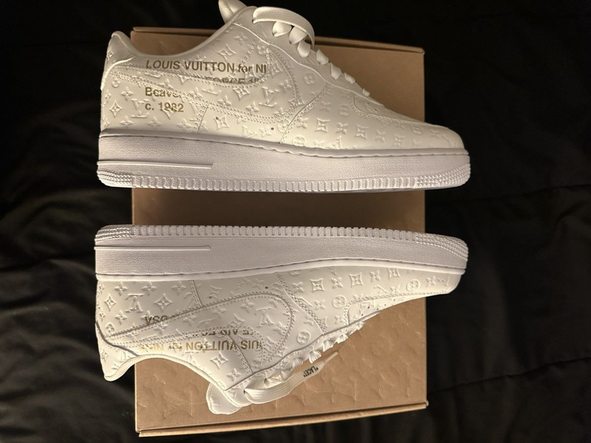 Louis Vuitton × Nike × Virgil Abloh Louis Vuitton Nike Air Force 1 Low by Virgil Abloh Size US 9.5 / EU 42-43 - 12 Thumbnail