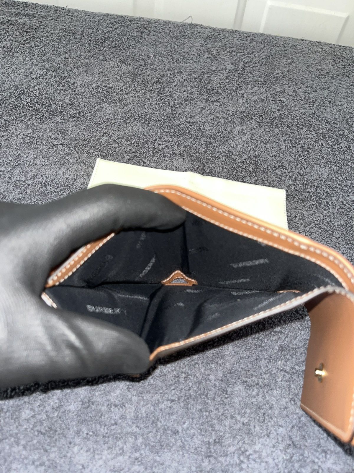 Burberry Burberry Check and Leather Small Folding Wallet Size ONE SIZE - 16 Thumbnail