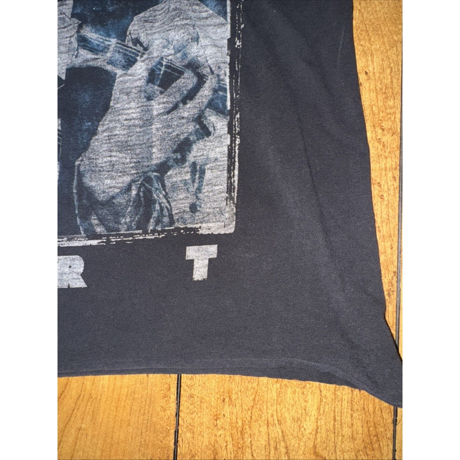 Band Tees × Nirvana × Vintage Vintage Paper Thin Kurt Cobain Graphic T-Shirt Cropped XS Size US XS / EU 42 / 0 - 5 Thumbnail