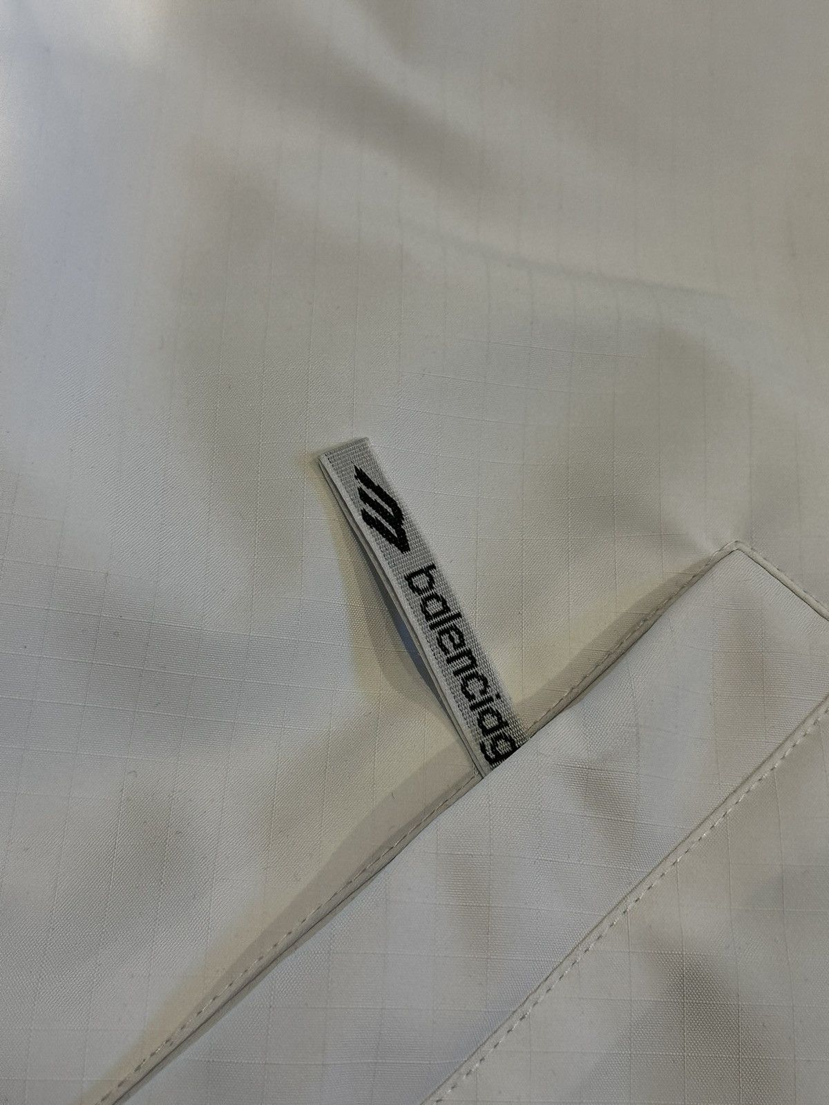 Balenciaga Balenciaga White 3B Ski Wear Jacket Size US XL / EU 56 / 4 - 8 Thumbnail