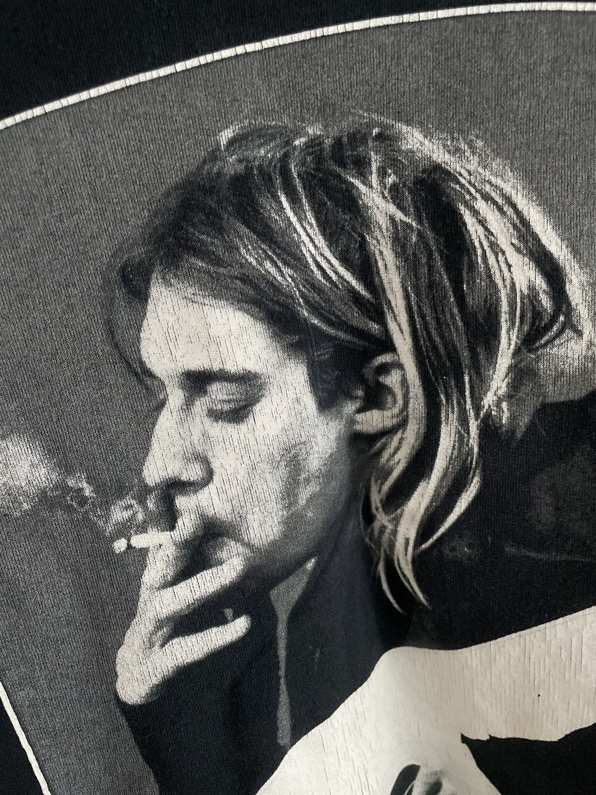 Band Tees × Vintage Vintage 90s Nirvana Kurt Cobain Faded Hoodie Size L Size US M / EU 48-50 / 2 - 5 Thumbnail