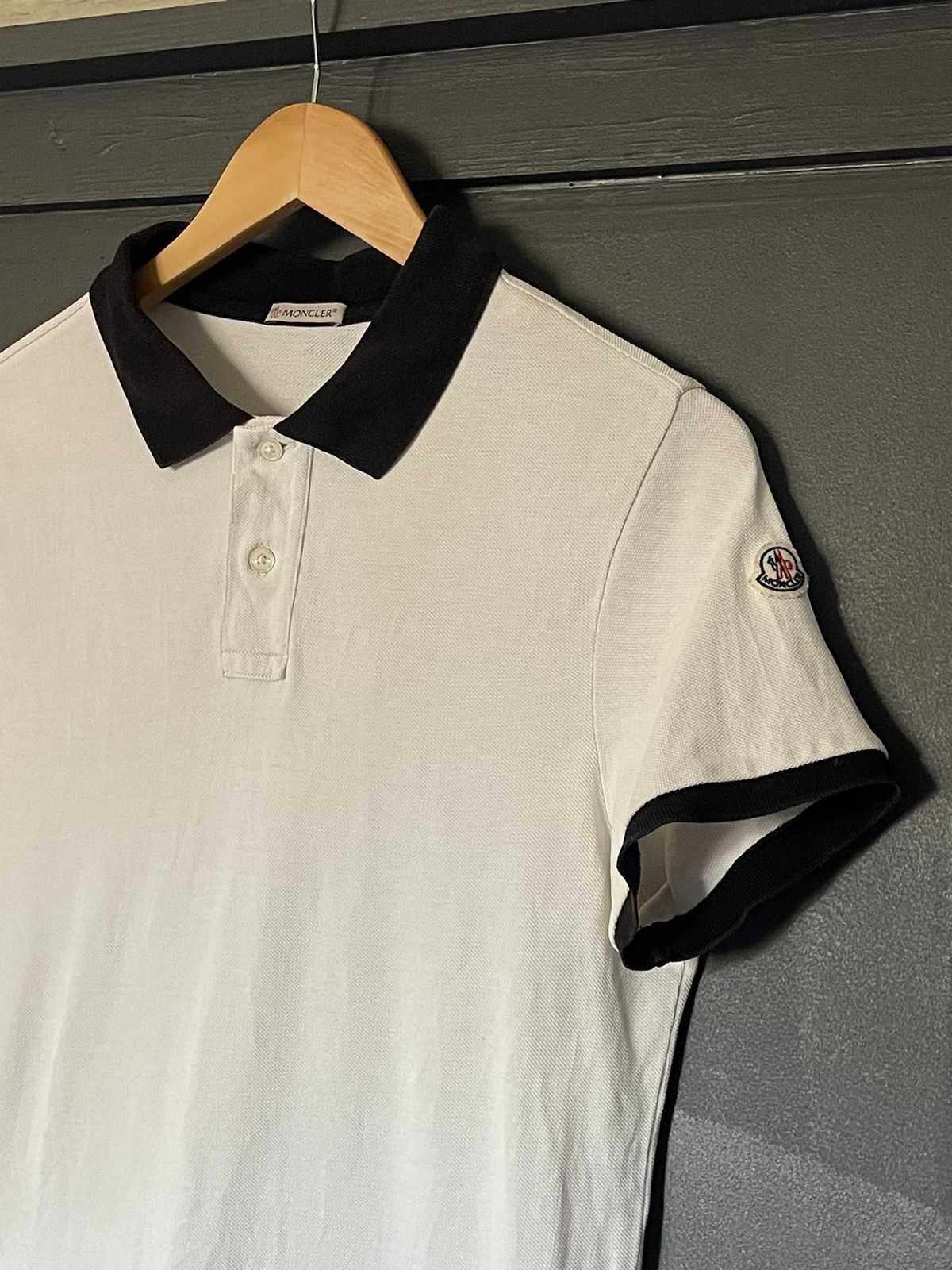 Moncler Moncler maglia polo short sleeve shirt white Size US S / EU 44-46 / 1 - 12 Thumbnail
