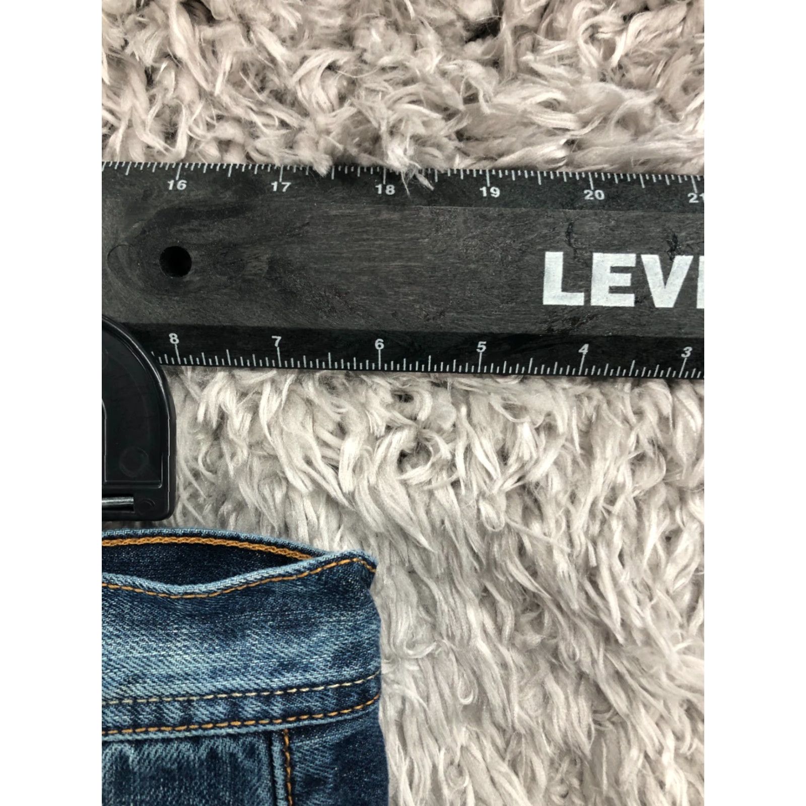 Vintage Blend Jeans Mens Size 33 Dark Wash Blue Denim Straight Leg Mid Rise 34 In Inseam 5-Pocket Brand Blend Regular Cotton Blend Jeans Mens Size US 33 - 2 Thumbnail
