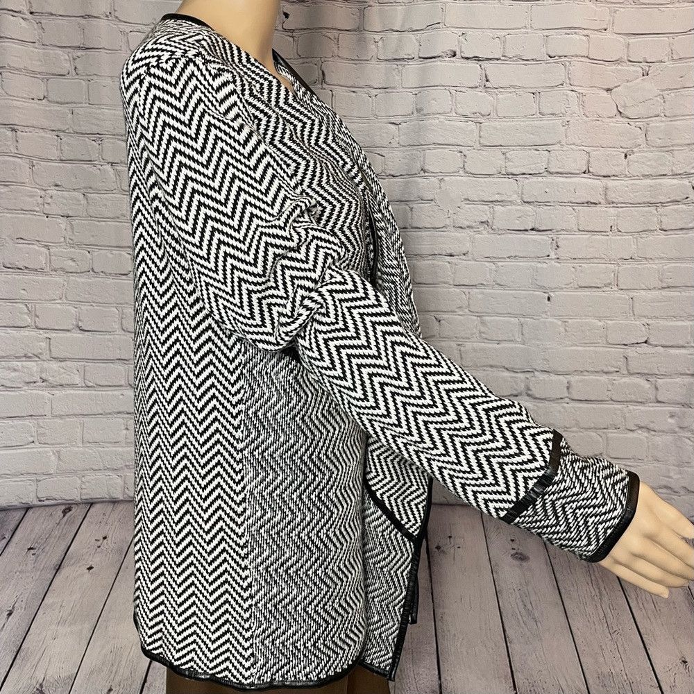 Chicos Chico's Chevron Black White Open Front Faux Leather Trim Ca Size L / US 10 / IT 46 - 6 Thumbnail