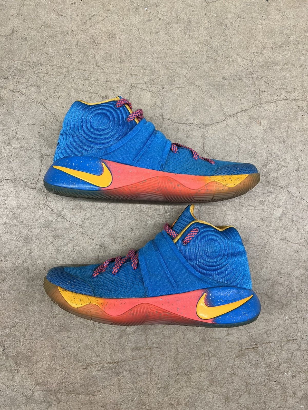Nike Nike Kyrie 2 Promo EYBL Size 11 Size US 11 / EU 44 - 2 Thumbnail