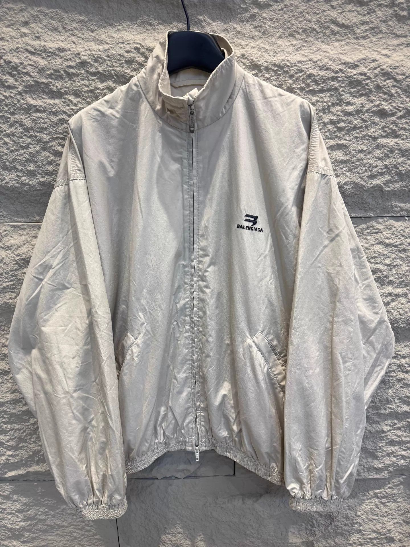 Balenciaga Balenciaga 23SS BB Embroidered Oversized Unisex Cream Jacket Size S / US 4 / IT 40 - 1 Thumbnail