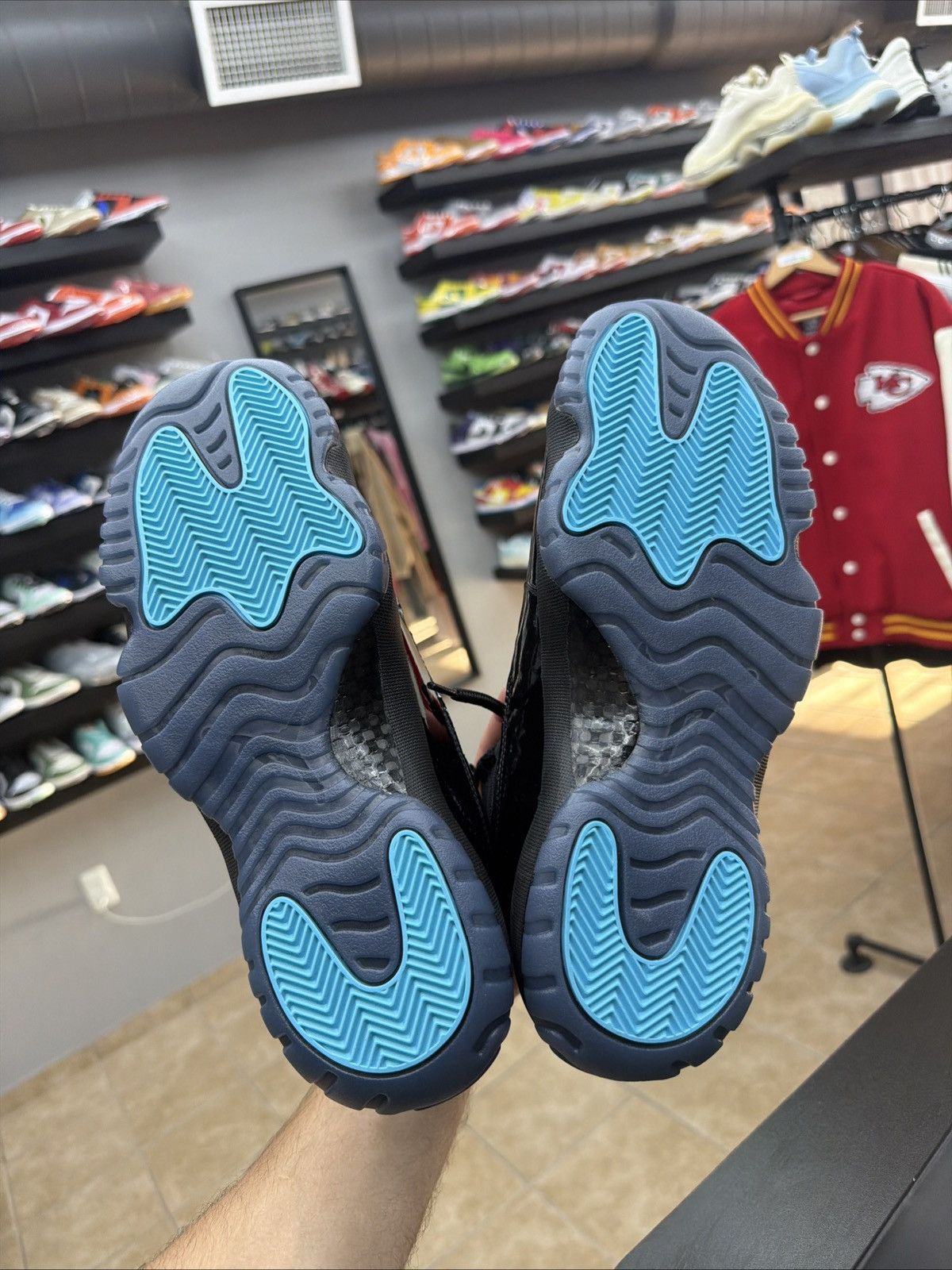 Jordan Brand Air-Jordan Gamma Blue 11s Brand New Quick Shipping 9.5 Size US 9.5 / EU 42-43 - 17 Thumbnail