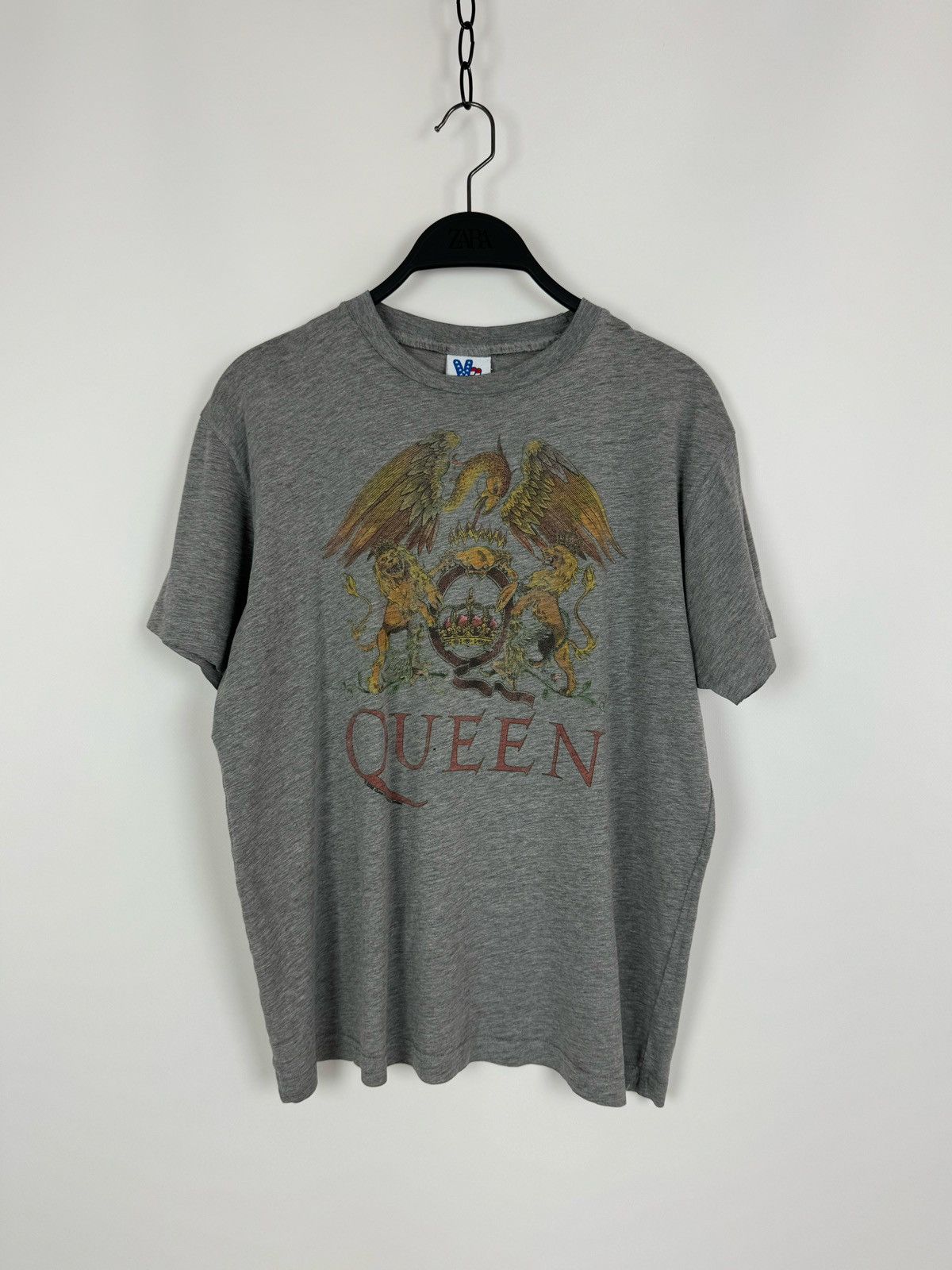 Band Tees 2008 Queen Graphic T-Shirt Size US S / EU 44-46 / 1 - 1 Thumbnail