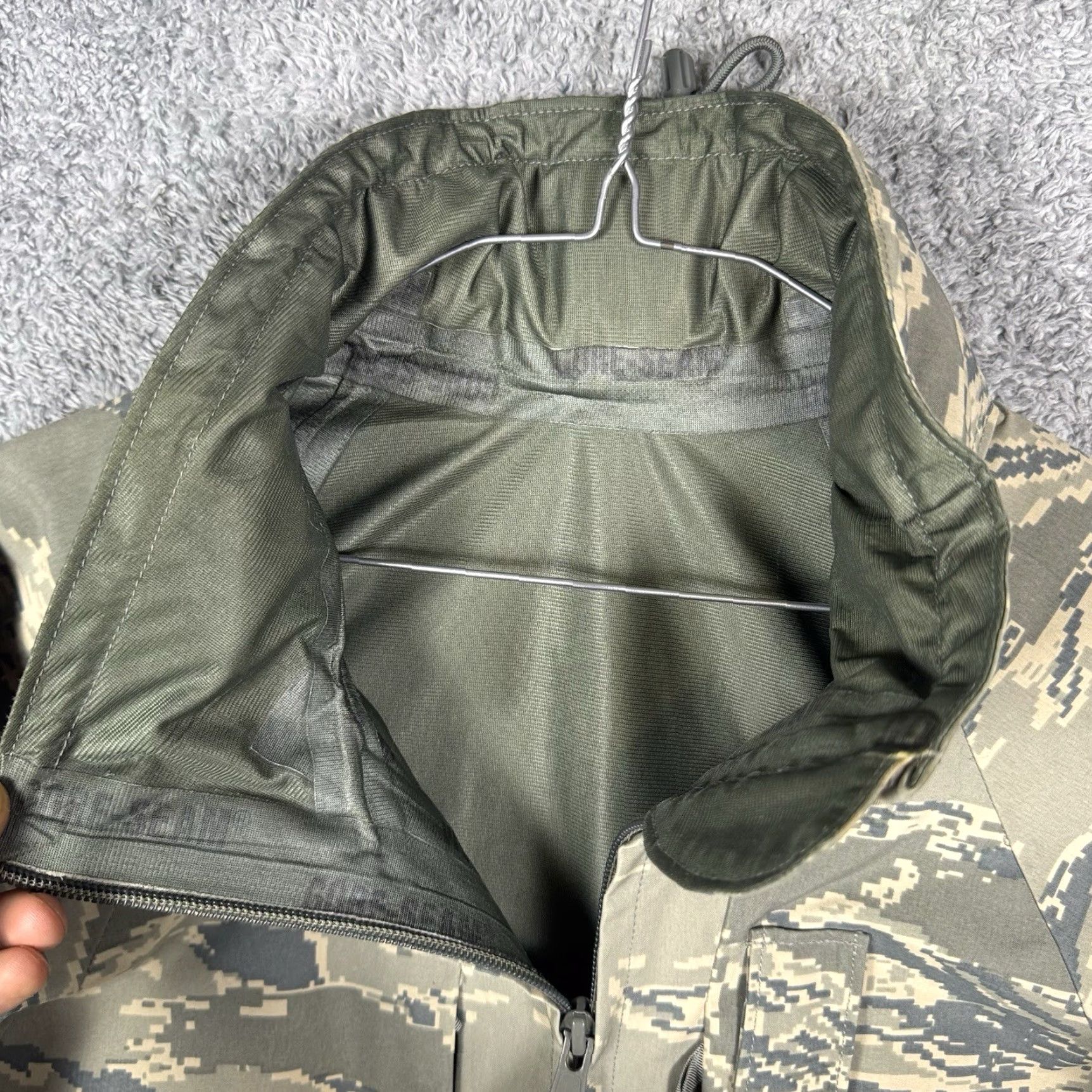 Vintage Propper International Parka All Purpose Environmental Camo Jacket Small Long GoreTex Taped Seams Parka Jacket Size US S / EU 44-46 / 1 - 7 Thumbnail