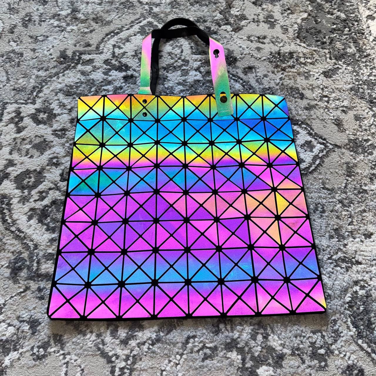 Issey Miyake Bao Bao Issey Miyake ‘Prism” Holographic Big Tote Bag Size ONE SIZE - 3 Thumbnail