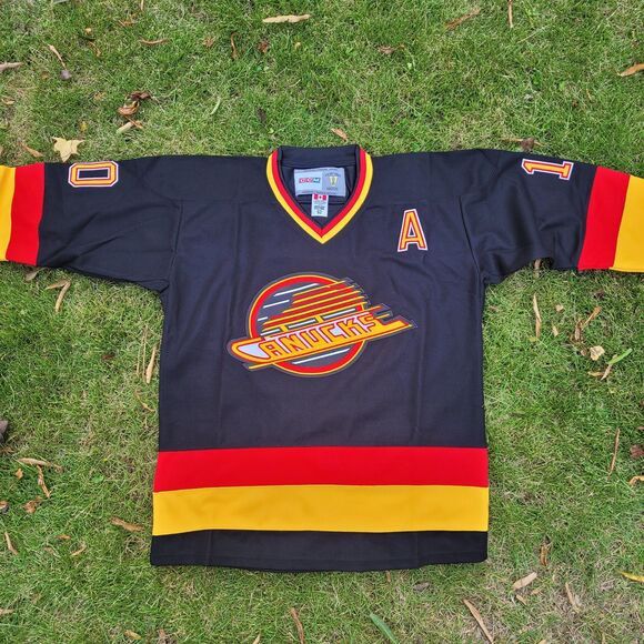 Ccm Vancouver Canucks Hockey Jersey Bure #10 CCM Size US XL / EU 56 / 4 - 4 Thumbnail