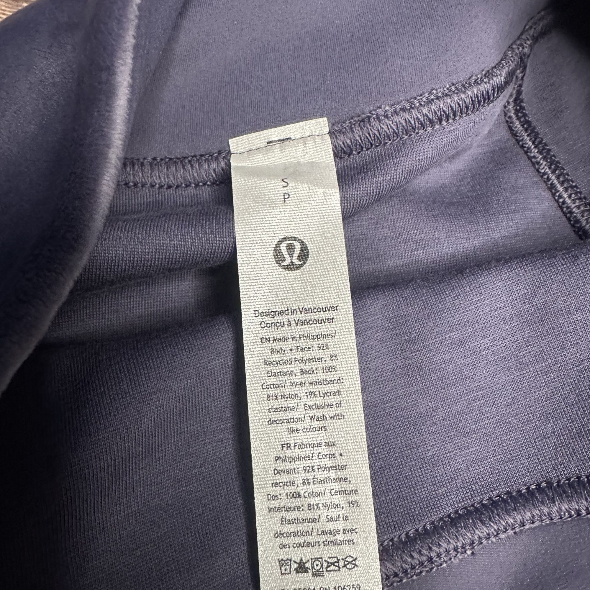 Lululemon Lululemon Scuba High Rise Mini Skirt Velvet NWT Size Small Size 28" / US 6 / IT 42 - 8 Thumbnail