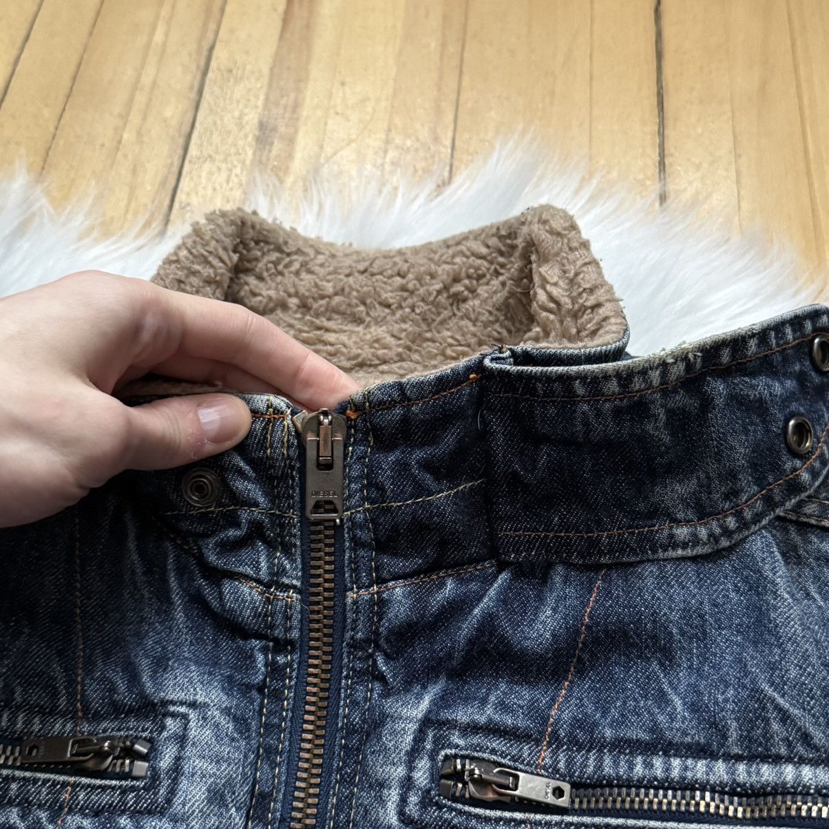 Diesel 📌 Vintage Y2K Diesel Fur Sherpa Denim Jacket Zip Up 00s Size L / US 10 / IT 46 - 6 Thumbnail