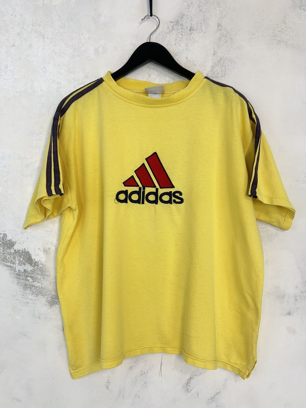 Vintage Vintage 80S Adidas Yellow Shirt Size M Size US M / EU 48-50 / 2 - 1 Thumbnail