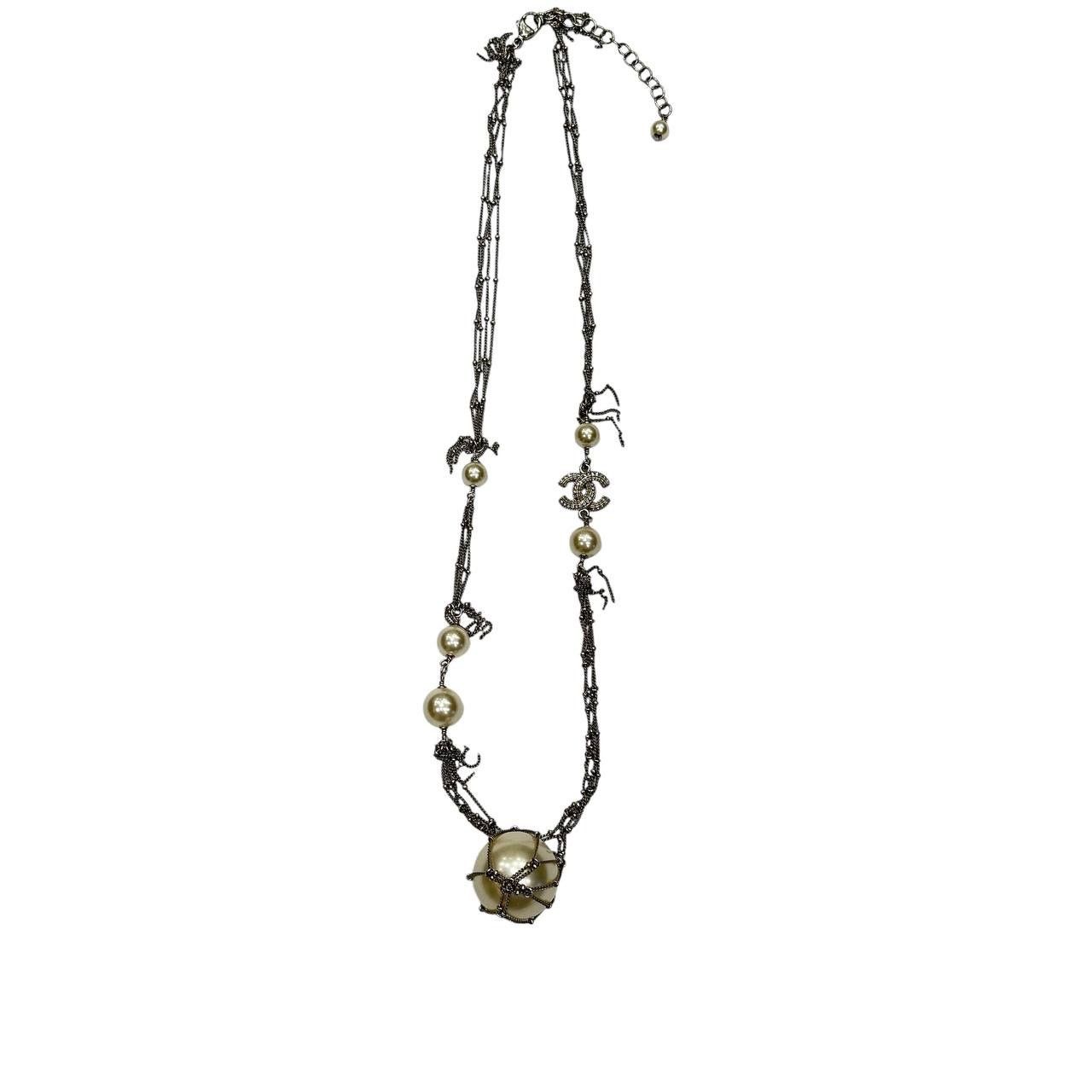 Chanel Chanel 2014 Pearl Pendant Necklace Silver Tone Size ONE SIZE - 4 Thumbnail