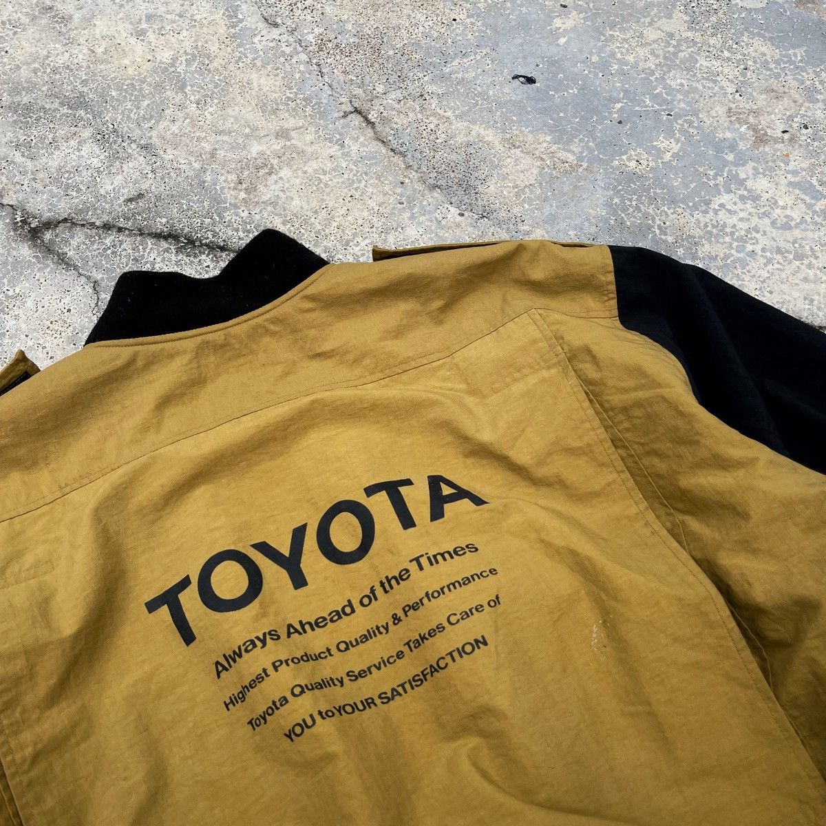 Vintage Toyota TRD Vintage Racing Bomber Jacket Nice Embroided Logo Size US L / EU 52-54 / 3 - 4 Thumbnail
