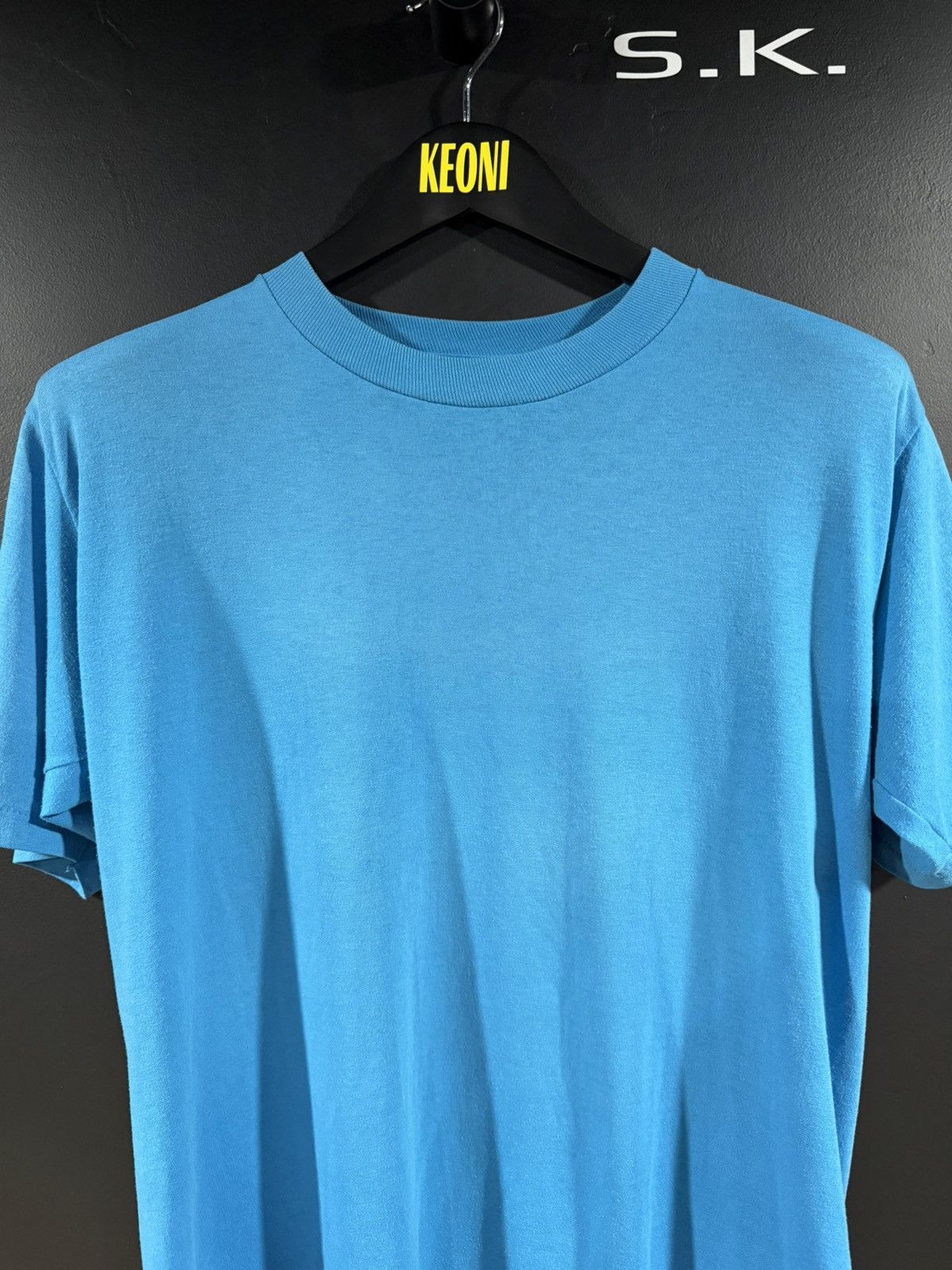 Vintage 1980s Vintage Turquoise Aqua Blue Single Stitch Blank Tee L Size US L / EU 52-54 / 3 - 2 Thumbnail
