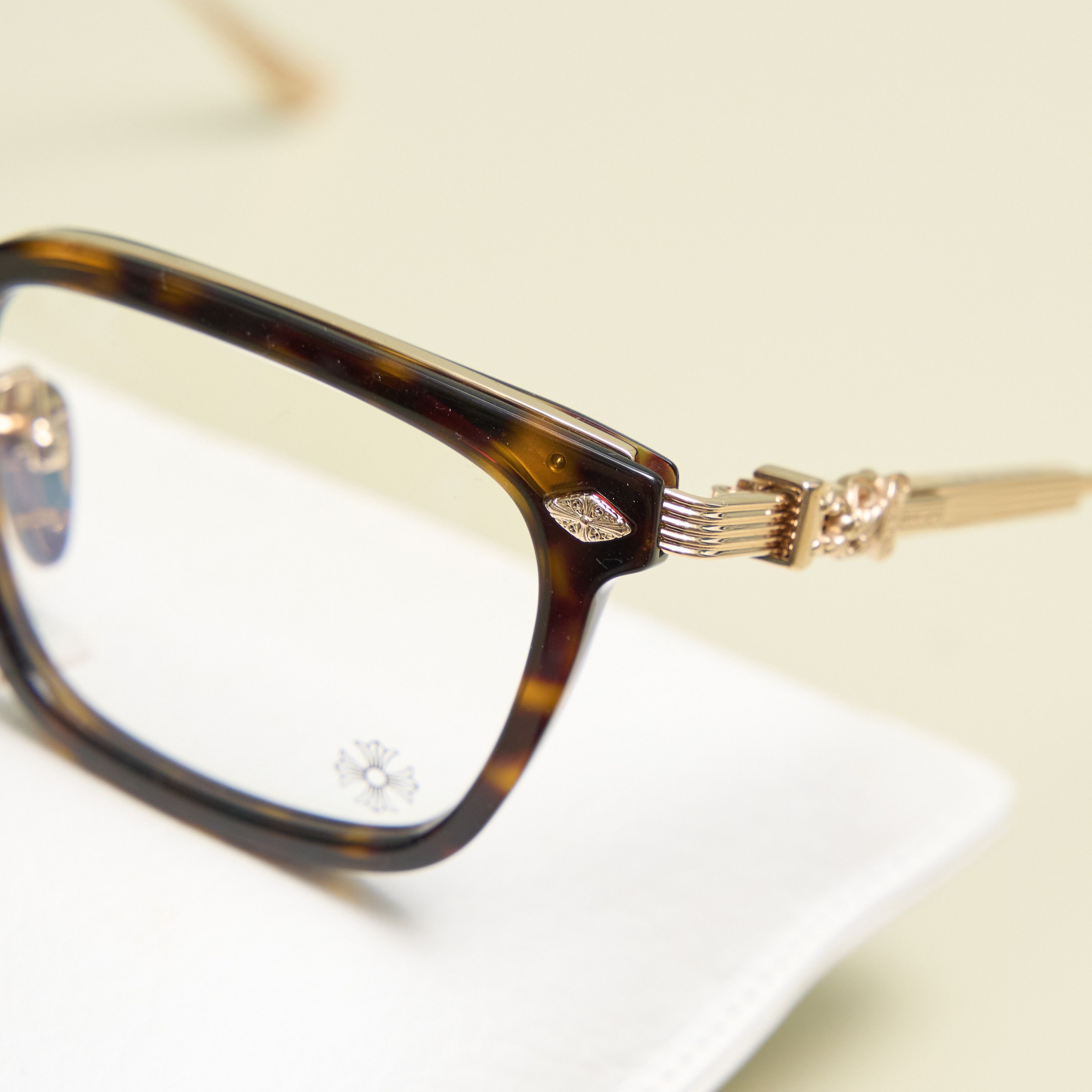 Chrome Hearts CHROME HEARTS OVERPOKED DARK TORTOISE/GOLD PLATED Size ONE SIZE - 1 Thumbnail