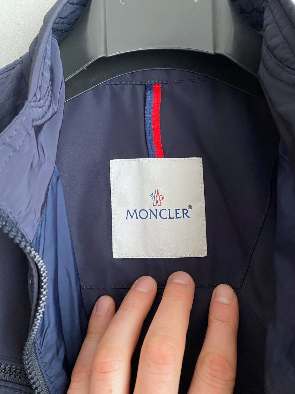 Moncler Moncler Axelle Giubbotto Women's Light Jacket, Size 1 / S Size S / US 4 / IT 40 - 19 Thumbnail