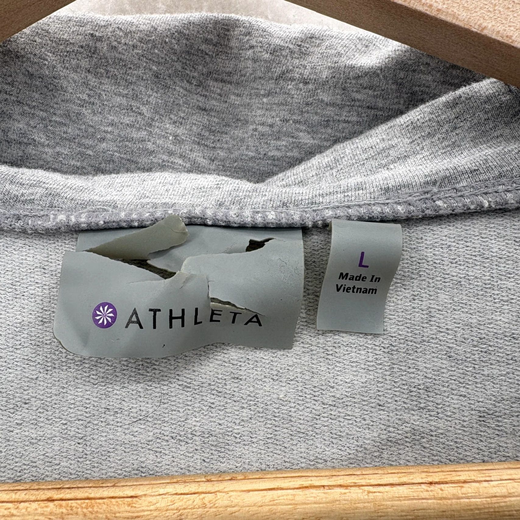 Athleta Athleta Sentry Hoodie Womens Large Gray Cowl Neck Thumbholes Stretch Size L / US 10 / IT 46 - 4 Thumbnail