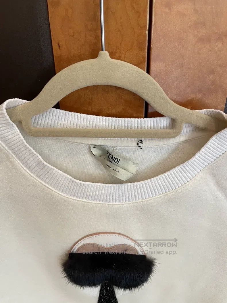 Fendi Fendi White La Femme Fatale Furry T-Shirt Size XS / US 0-2 / IT 36-38 - 2 Thumbnail
