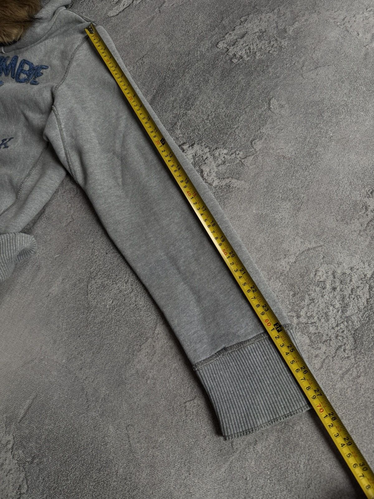 Abercrombie & Fitch Abercrombie & Fitch Y2K Fur Faux hoodie if six was nine LGB Size S / US 4 / IT 40 - 20 Thumbnail