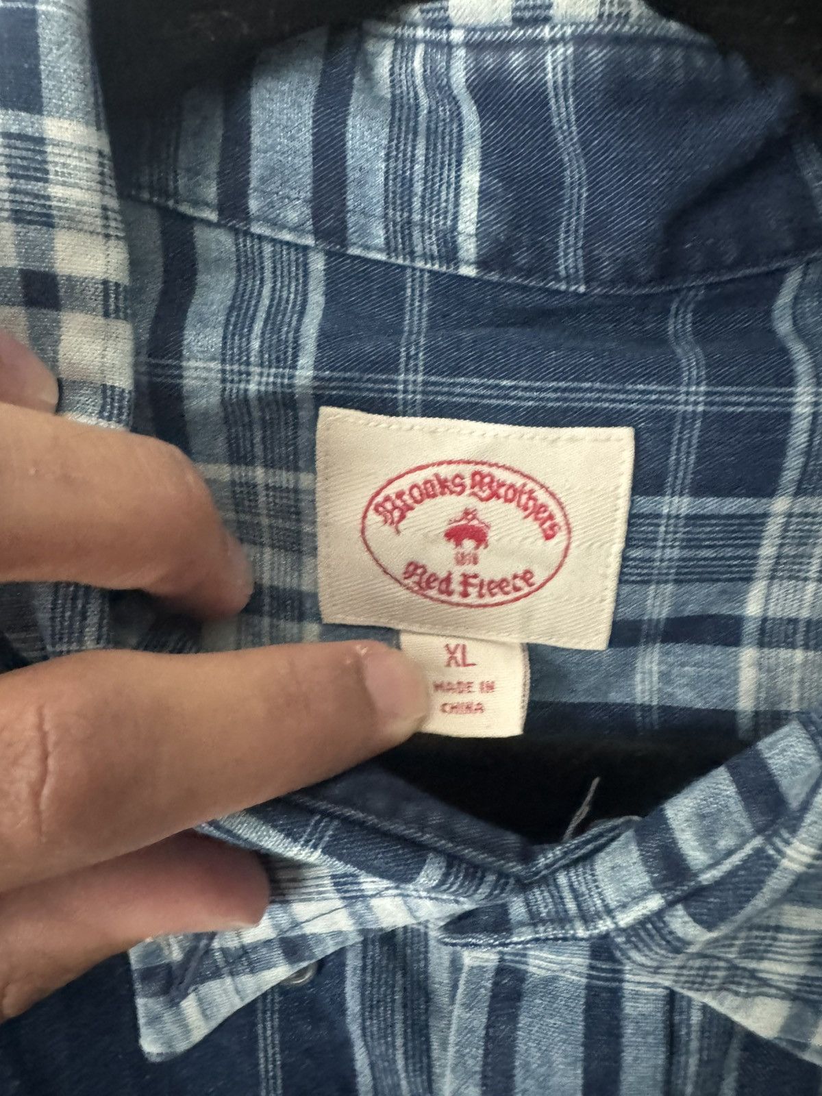 Brooks Brothers Brooks Brothers Navy And White Plaid Shirt Size XL Size US XL / EU 56 / 4 - 4 Thumbnail