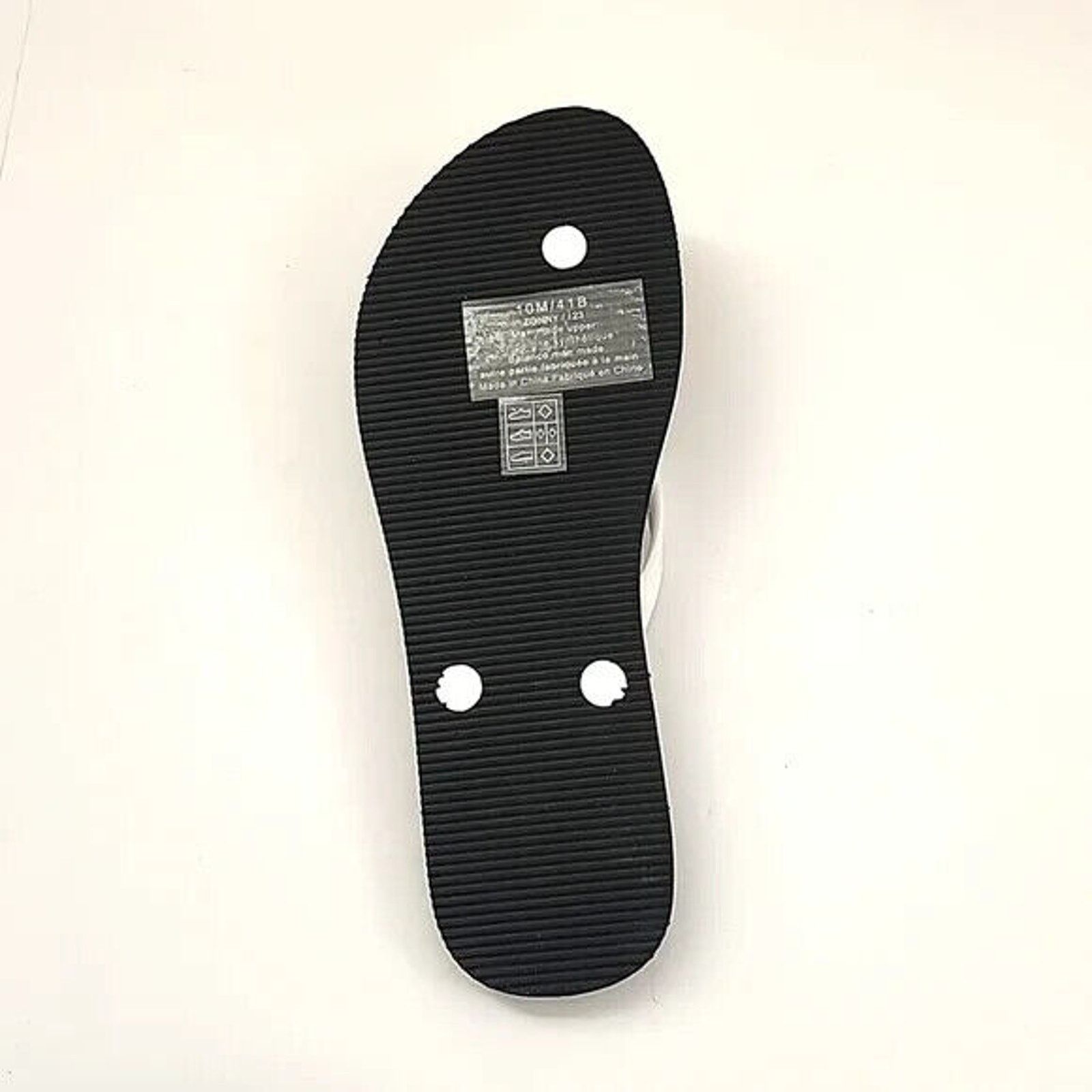 Karl Lagerfeld KARL LAGERFELD PARIS ZONNY FLIP FLOP SANDALS WITH CHARMS NWT Size US 9 / IT 39 - 6 Thumbnail