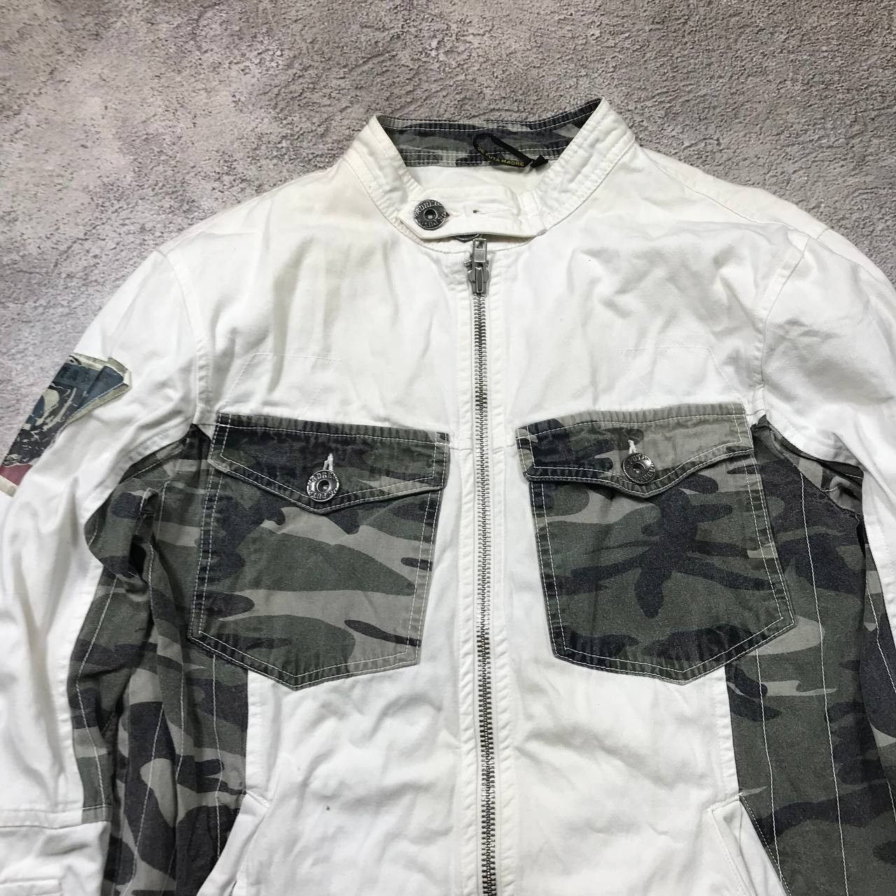 Vintage Vintage Y2K Camo Bomber Jacket Streetwear Skate Washed L Size US L / EU 52-54 / 3 - 3 Thumbnail