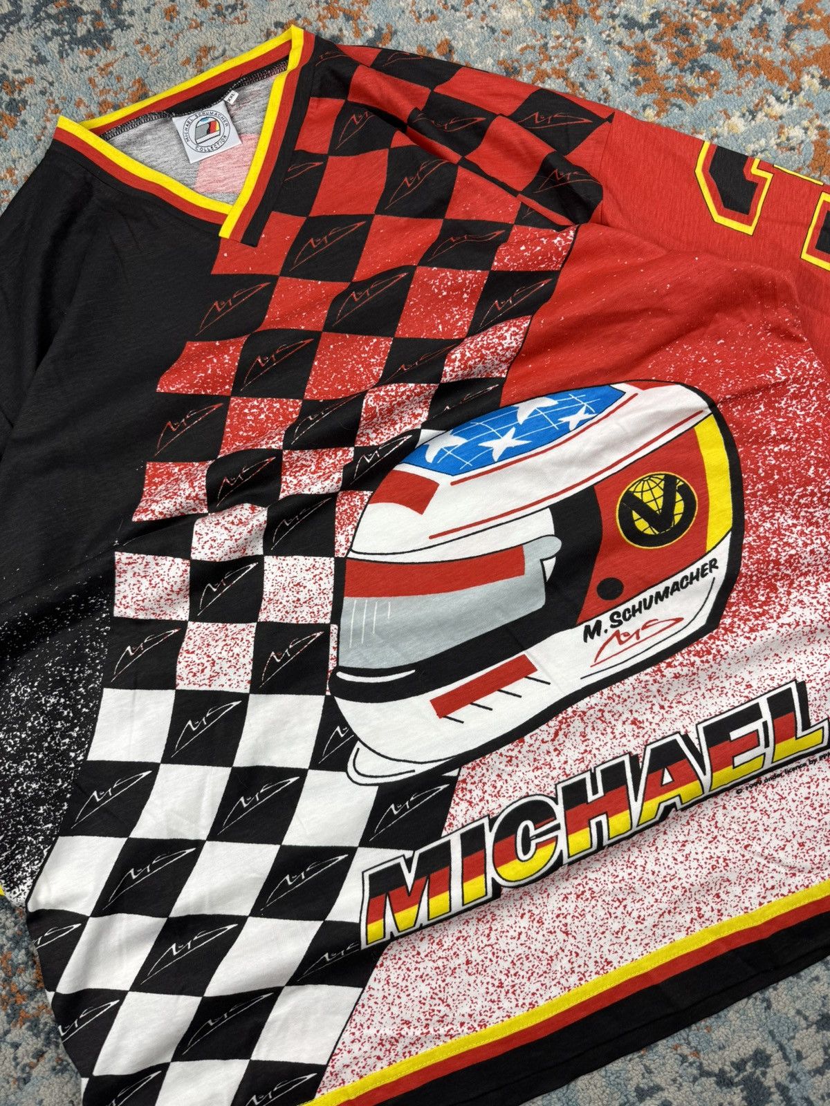 Vintage Vintage 1999 Michael Schumacher F1 crazy all over print tee Size US XXL / EU 58 / 5 - 5 Thumbnail