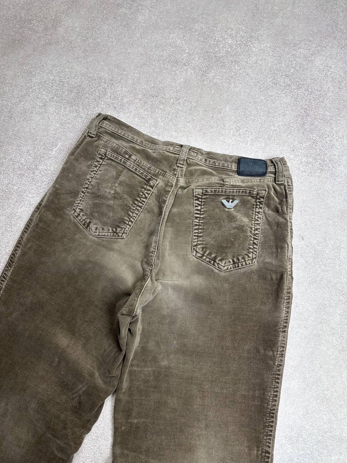 Emporio Armani Vintage Armani Metal Logo Corduroy Relaxed Pants 32 Size US 32 / EU 48 - 2 Thumbnail