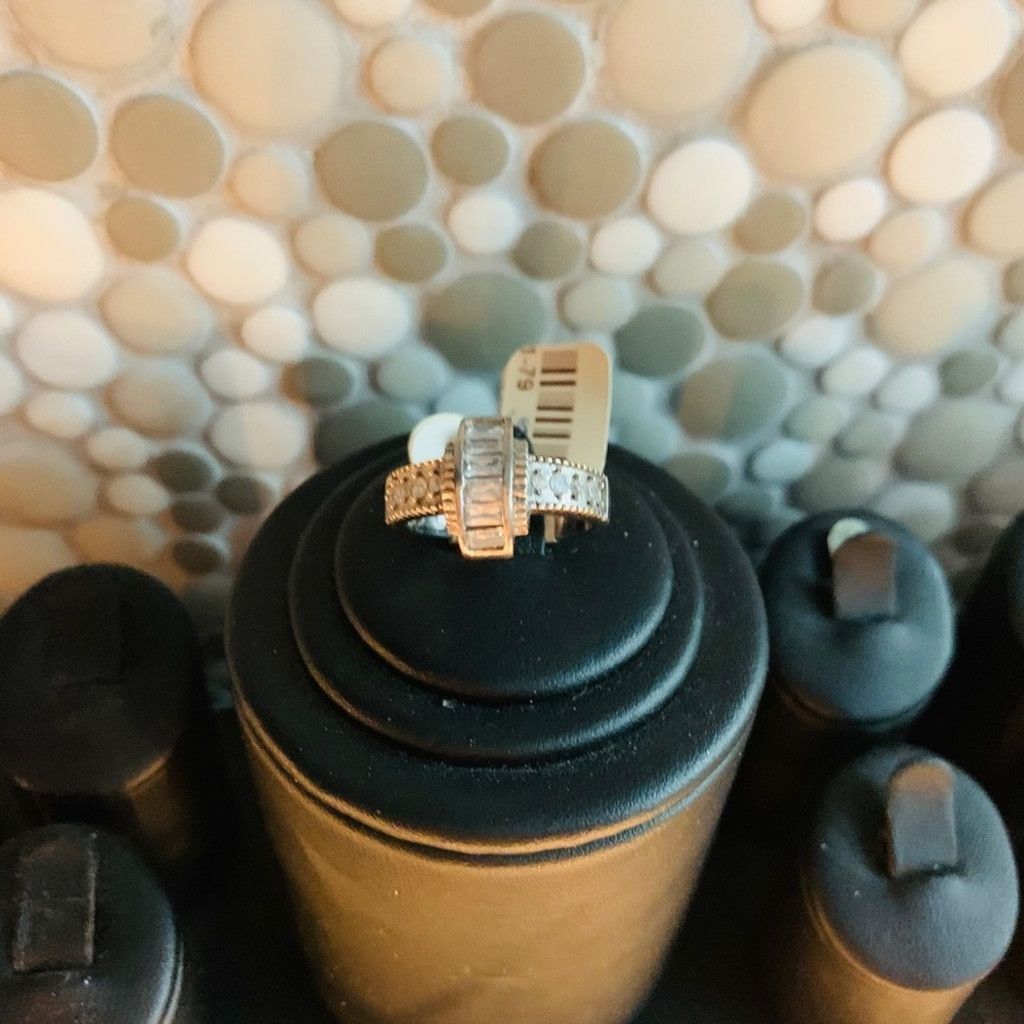 Other Sterling Silver Rung with CZ size 7.5 BN💍 Size ONE SIZE - 1 Thumbnail