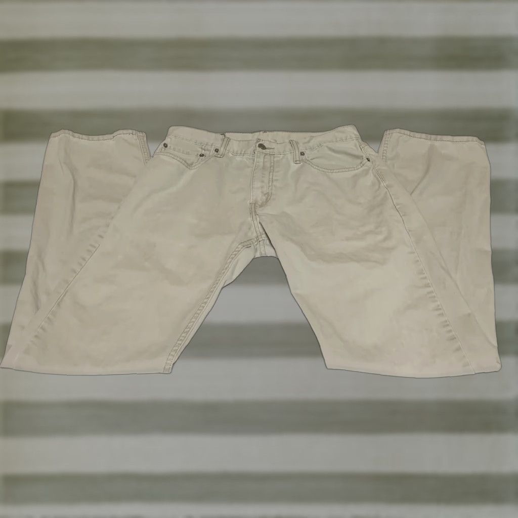 Levi's Levi's 514 Pants 32x32 Straight Leg Tan Beige Cotton Chino Mens VINTAGE No 32in Inseam Pockets Casual Closure Zip Size US 32 / EU 48 - 1 Thumbnail
