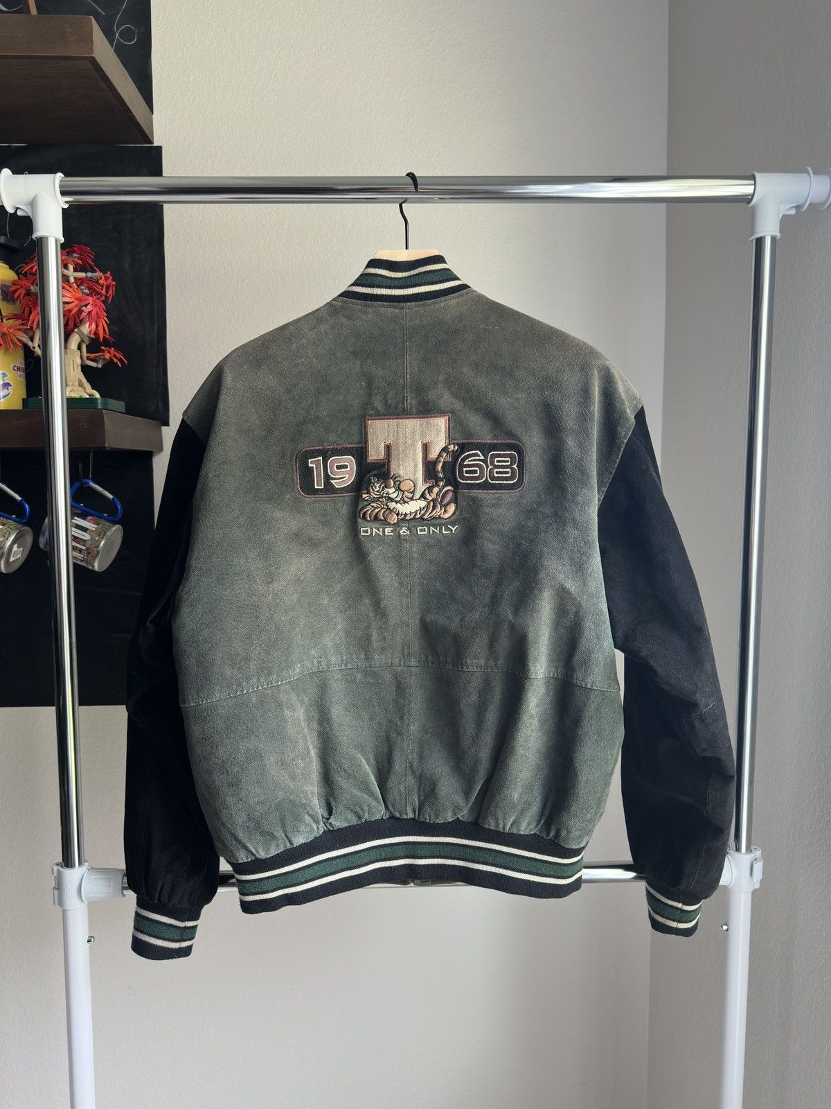 Disney Vintage Disney Tigger Varsity Jacket Green Black Size US M / EU 48-50 / 2 - 2 Thumbnail