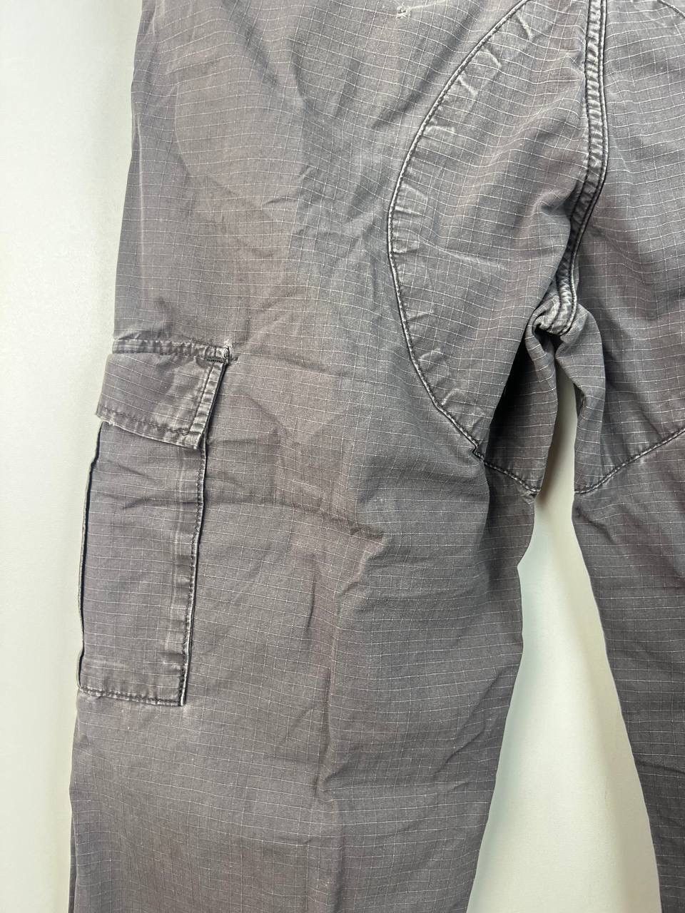 Carhartt Carhartt WIP streetwear Cargo pants size 33/32 Size US 33 - 12 Thumbnail