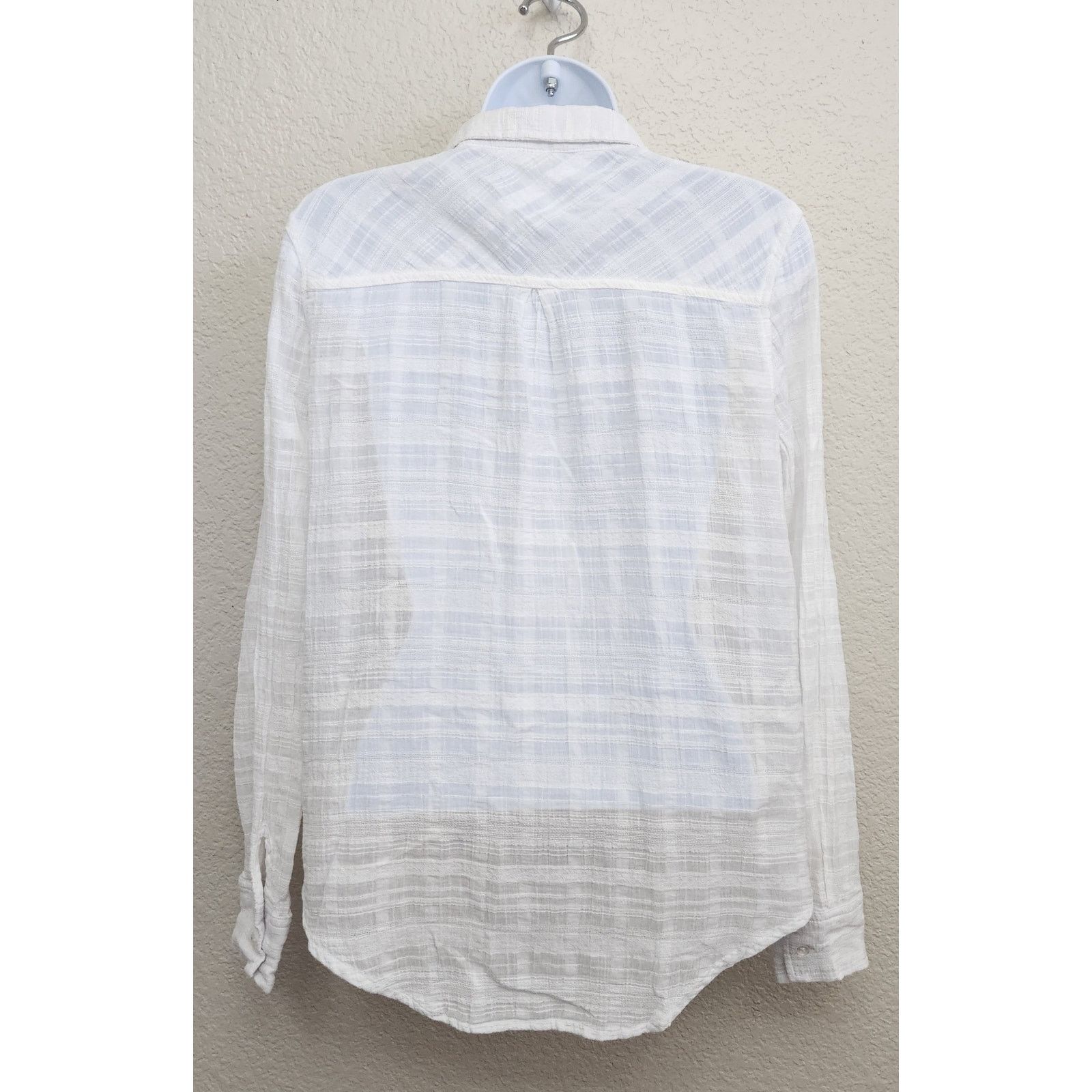 Aeropostale Aeropostale White Sheer Woven Material Button Up Top Medium Size M / US 6-8 / IT 42-44 - 4 Thumbnail