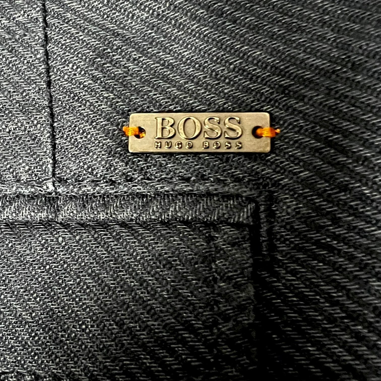 Hugo Boss Men's Hugo Boss Taper Fit Shorts - US 32R Size US 32 / EU 48 - 4 Thumbnail