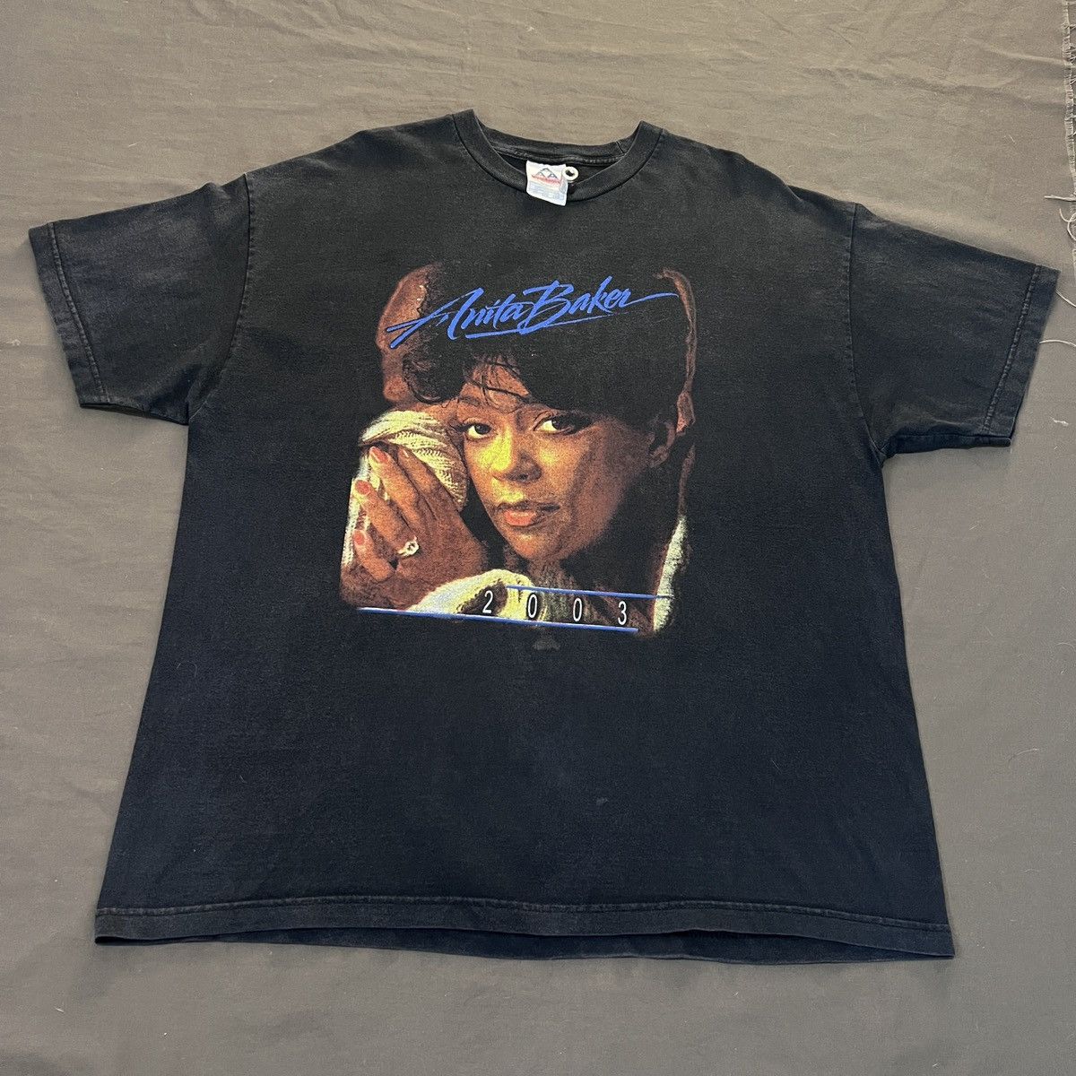 Band Tees Vintage 2003 Anita Baker Tour Concert Promo Tee 2XL Faded Size US XXL / EU 58 / 5 - 3 Thumbnail