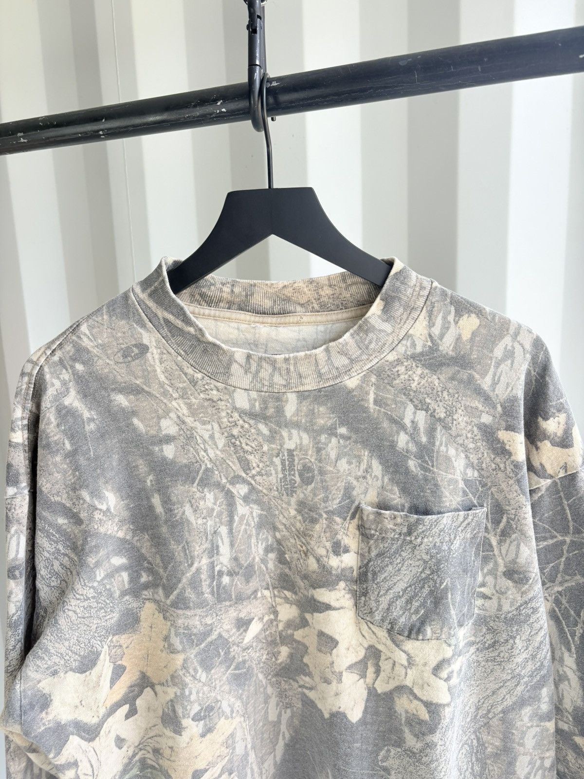 Vintage Camo Mock Neck Sun faded Long Sleeve Shirt Distressed Thrash Size US XL / EU 56 / 4 - 3 Thumbnail