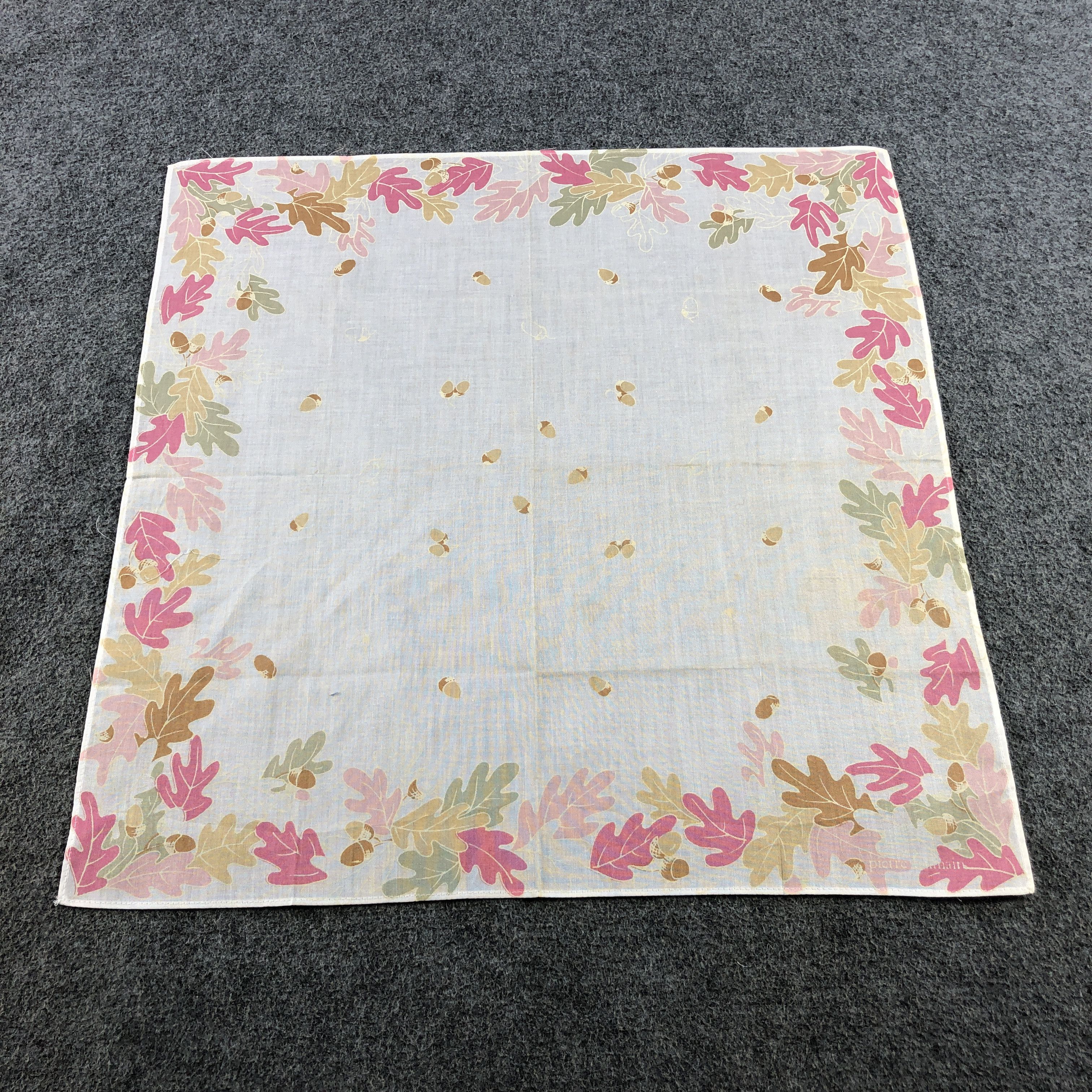 Pierre Balmain × Vintage Pierre Balmain Handkerchief Neckerchief Bandana H2342 Size ONE SIZE - 2 Thumbnail