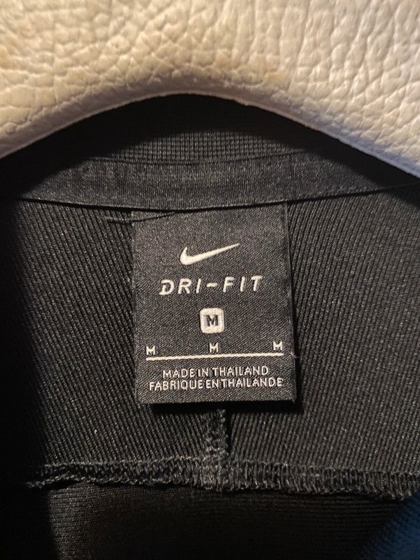 Nike AS Roma quarter-zip Size US M / EU 48-50 / 2 - 4 Thumbnail