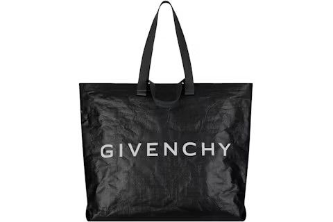 o1loc1c0824 Bag in Black