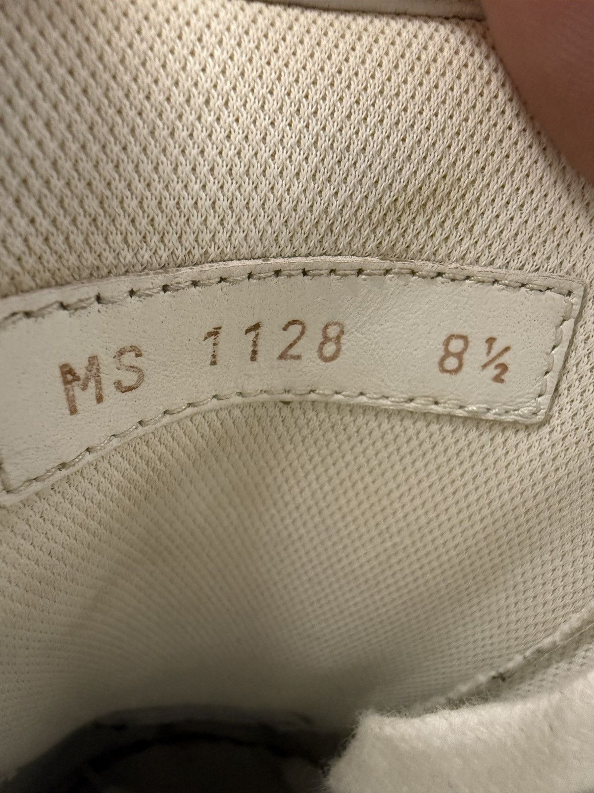 Louis Vuitton Louis Vuitton Rivoli Logo Monogram White Leather Sneaker Size US 10 / EU 43 - 9 Thumbnail