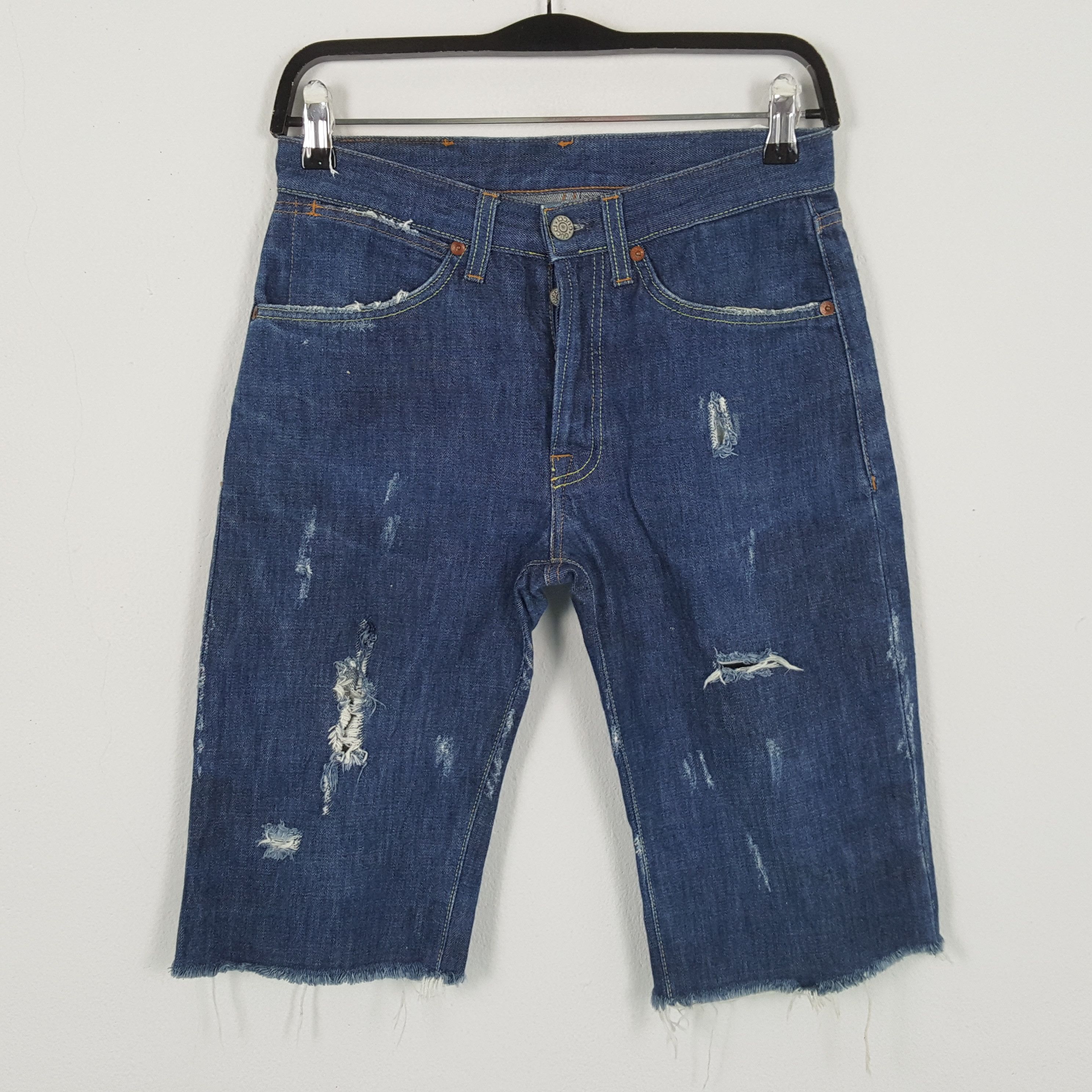 image of Gucci Luxury Brand Summer Fashion Style Short Jeans in Blue Jean, Men's (Size 27)