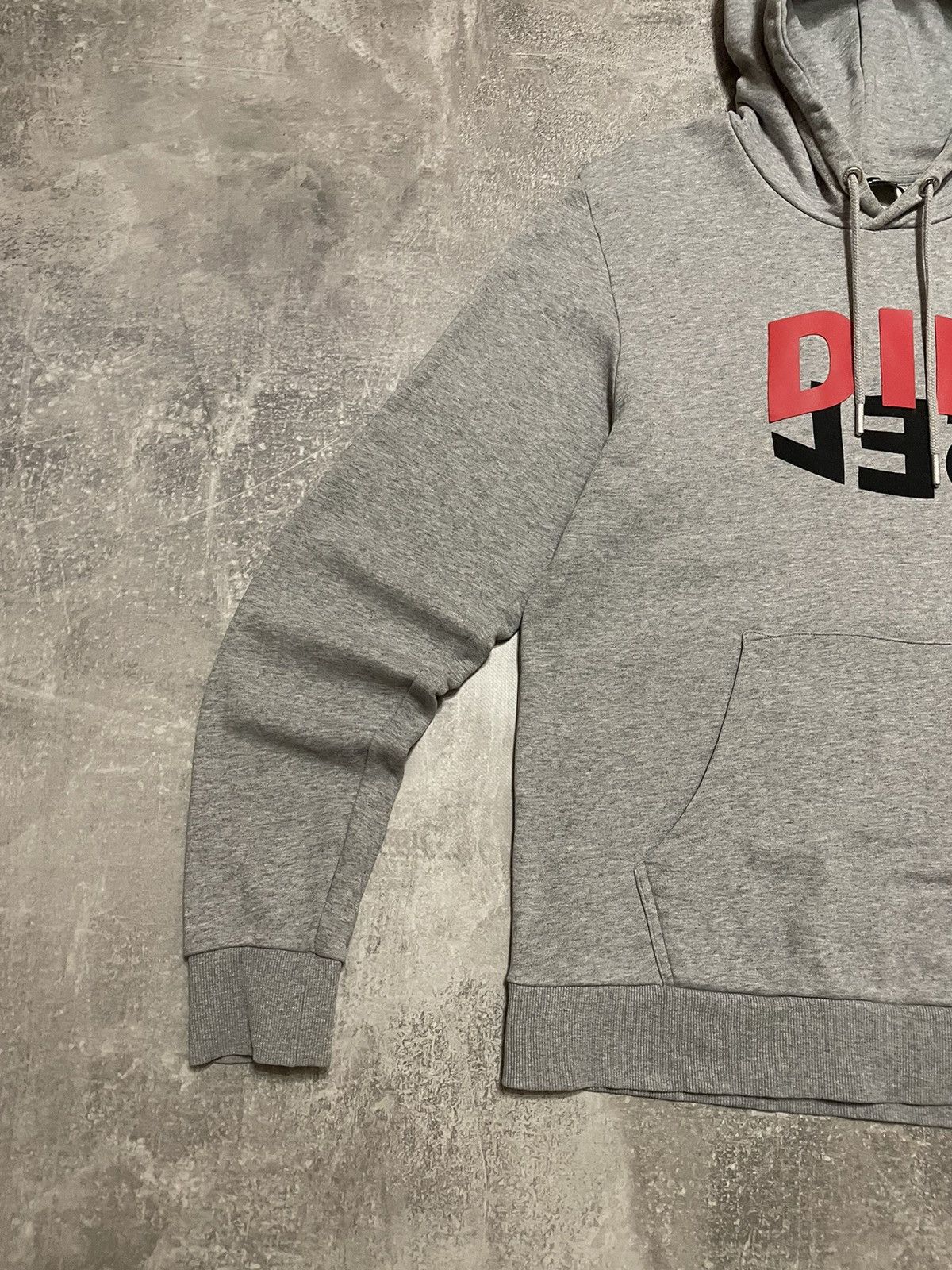 Diesel Vintage Diesel Hoodie Size US L / EU 52-54 / 3 - 6 Thumbnail
