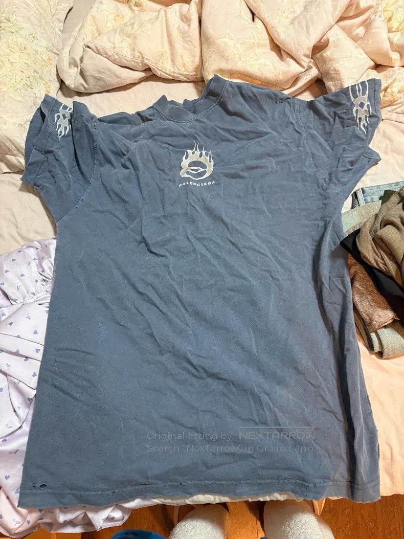 Balenciaga Balenciaga Blue Flame Short Sleeve Size US S / EU 44-46 / 1 - 2 Thumbnail