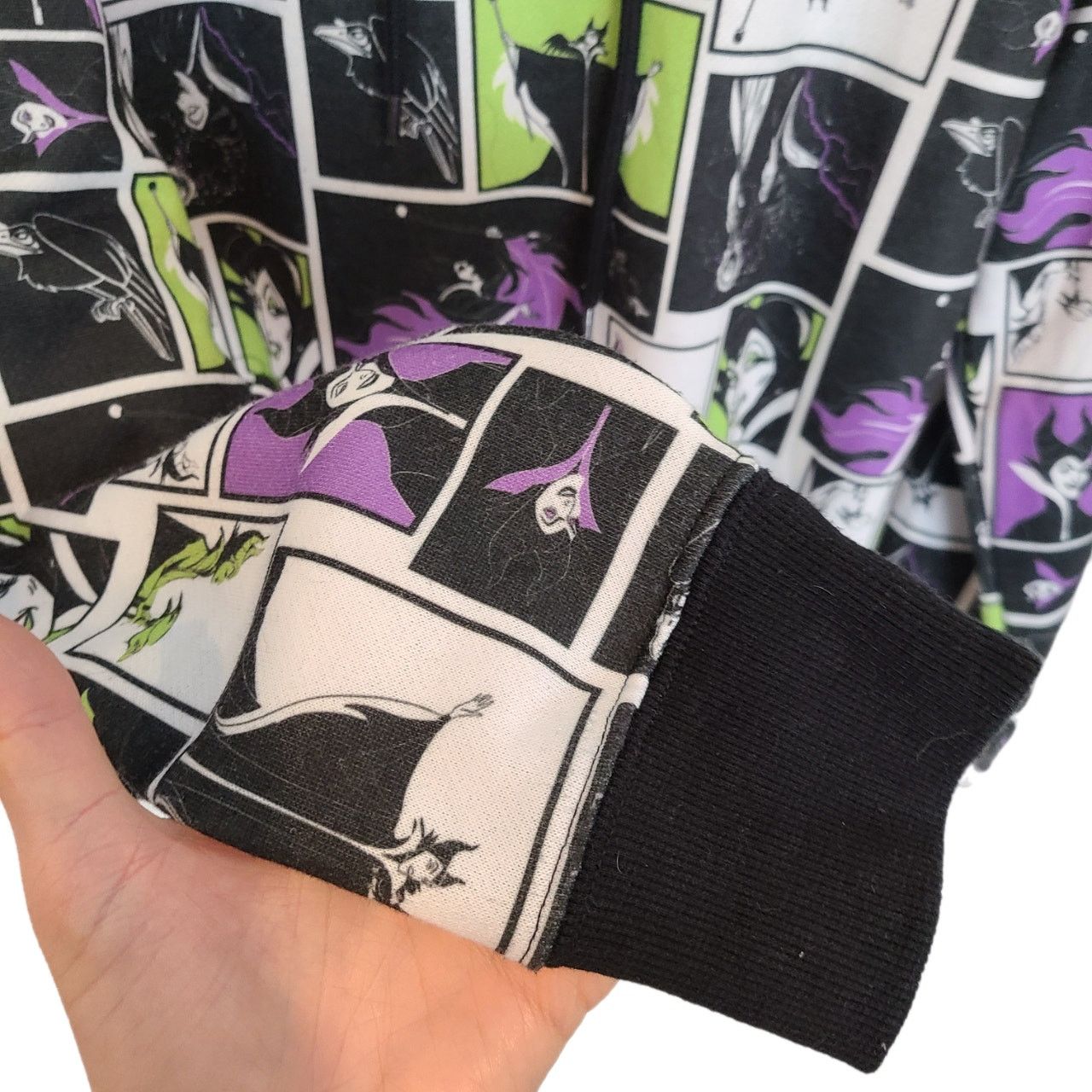 Disney Disney Villains Mens Maleficent Hoodie Sweatshirt Sz S Size S / US 4 / IT 40 - 5 Thumbnail