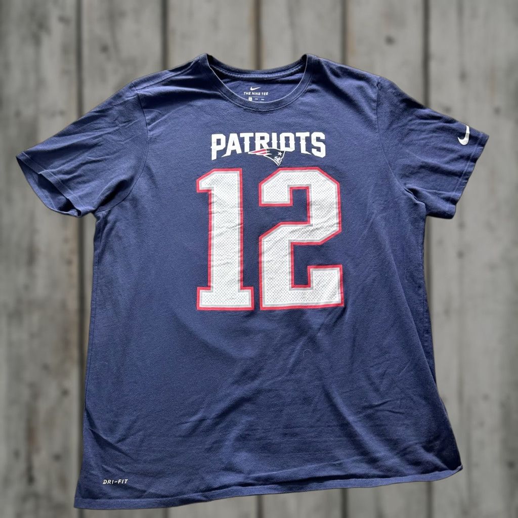 Nike Nike Shirt Mens Medium Blue Patriots NFL Graphic Tee Dri-Fit Tagless Crew Neck Short Sleeve Nike Swoosh Logo 12 Size US M / EU 48-50 / 2 - 1 Thumbnail