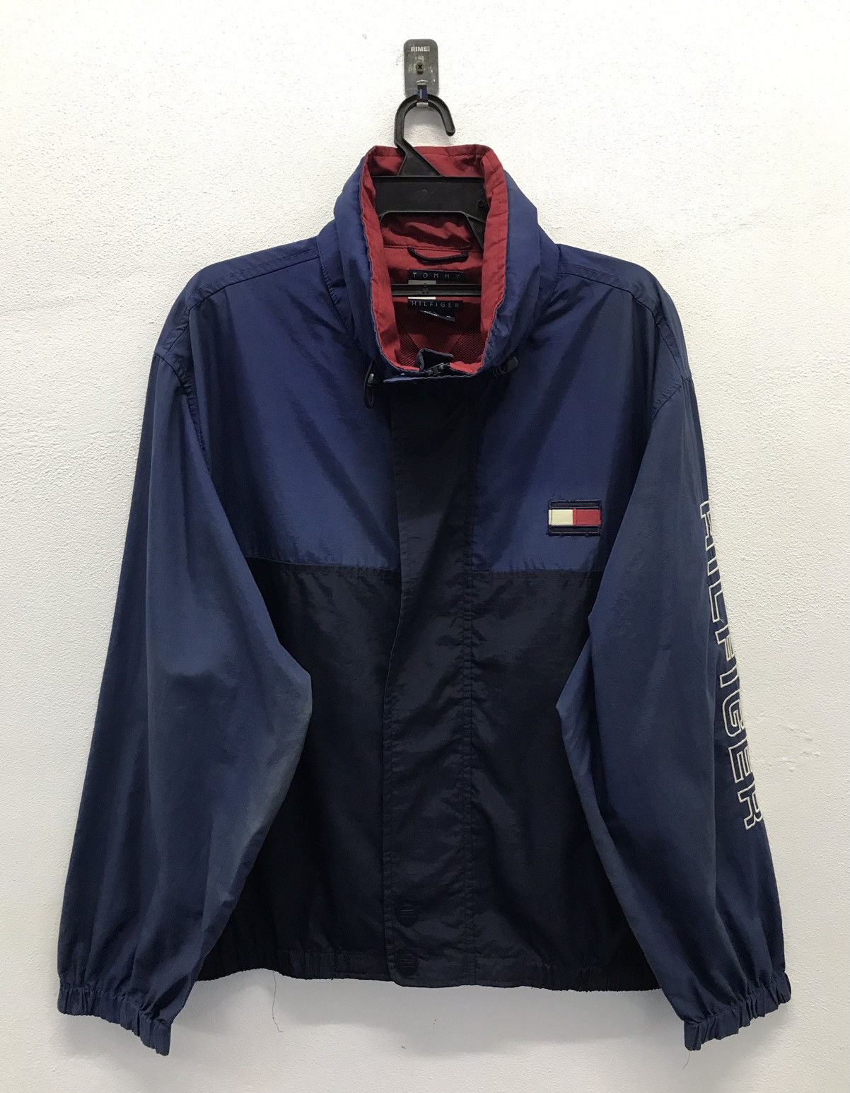 Tommy Hilfiger × Vintage Vintage Tommy Hilfiger Jacket Size US M / EU 48-50 / 2 - 1 Thumbnail